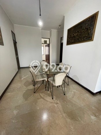 Rumah Luxury Modern Tanpa Renovasi di Intercon Jakarta Barat Rumah Luxury Modern Tanpa Renovasi di Intercon Jakarta Barat