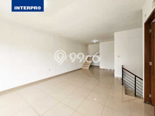 Dijual Rumah Mewah Elegan Dengan View Eksklusif di Puri Indah, Jakarta Barat Dijual Rumah Mewah Elegan Dengan View Eksklusif di Puri Indah, Jakarta Barat