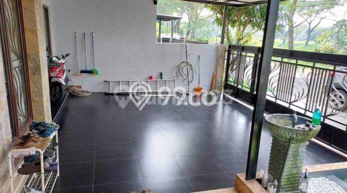 Ready to Use! Luxury House LT 200m2 Desain Elegan di Cikupa Citra Raya Ready to Use! Luxury House LT 200m2 Desain Elegan di Cikupa Citra Raya