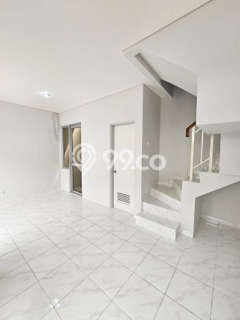 Rumah Disewakan Tangerang LT 48m2 LB 62m2 Area Gading Serpong Rumah Disewakan Tangerang LT 48m2 LB 62m2 Area Gading Serpong