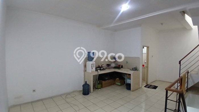 Ruko Bagus Dijual LB 200m2 Lokasi Strategis Depok Area Cocok untuk Bisnis Ruko Bagus Dijual LB 200m2 Lokasi Strategis Depok Area Cocok untuk Bisnis