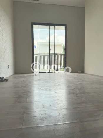 Rumah Luas Asri 3 KT Siap Pakai di Bintaro Tangerang Selatan Rumah Luas Asri 3 KT Siap Pakai di Bintaro Tangerang Selatan