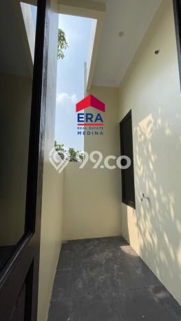 For Sale Hunian Rumah Terawat 3 Kamar di Bintaro, Tangerang Selatan For Sale Hunian Rumah Terawat 3 Kamar di Bintaro, Tangerang Selatan