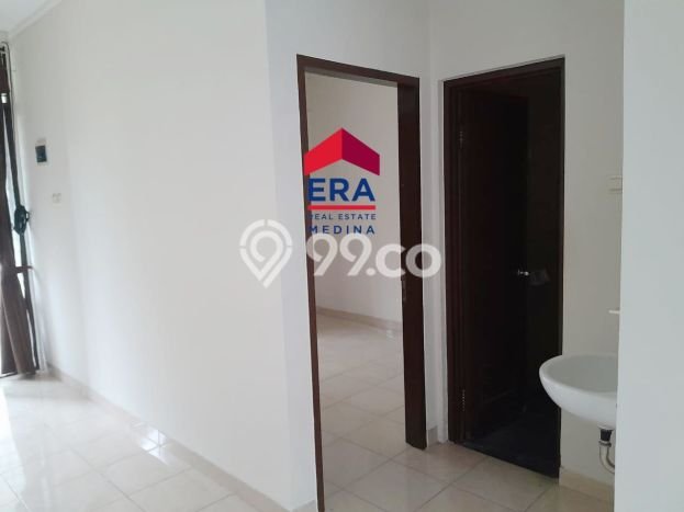 For Sale Hunian Rumah Terawat 3 Kamar di Bintaro, Tangerang Selatan For Sale Hunian Rumah Terawat 3 Kamar di Bintaro, Tangerang Selatan