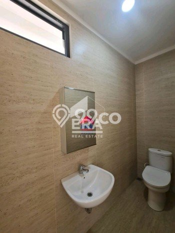 Rumah Luxury Modern Siap Huni di Bintaro Tangerang Selatan Rumah Luxury Modern Siap Huni di Bintaro Tangerang Selatan