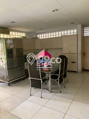 Rumah Mewah LB 450m2 Siap Huni Desain Elegan di Bintaro, Tangerang Selatan Rumah Mewah LB 450m2 Siap Huni Desain Elegan di Bintaro, Tangerang Selatan