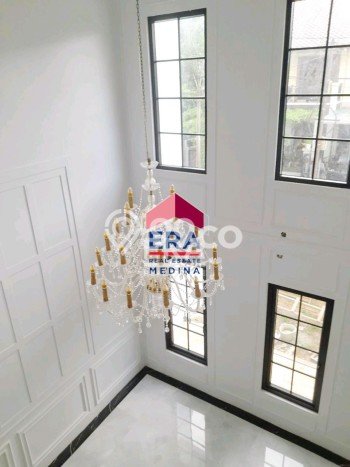 Dijual Rumah Premium dengan Fasilitas Sekitar Komplit di Ciputat, Tangerang Selatan Dijual Rumah Premium dengan Fasilitas Sekitar Komplit di Ciputat, Tangerang Selatan