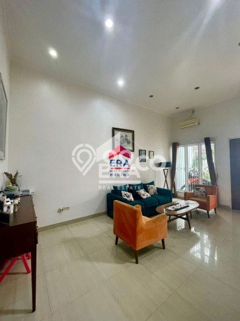 Hunian Mewah LB 300m2 Siap Pakai Desain Elegan di Sektor 9-Bintaro, Tangerang Selatan Hunian Mewah LB 300m2 Siap Pakai Desain Elegan di Sektor 9-Bintaro, Tangerang Selatan