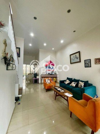 Hunian Mewah LB 300m2 Siap Pakai Desain Elegan di Sektor 9-Bintaro, Tangerang Selatan Hunian Mewah LB 300m2 Siap Pakai Desain Elegan di Sektor 9-Bintaro, Tangerang Selatan