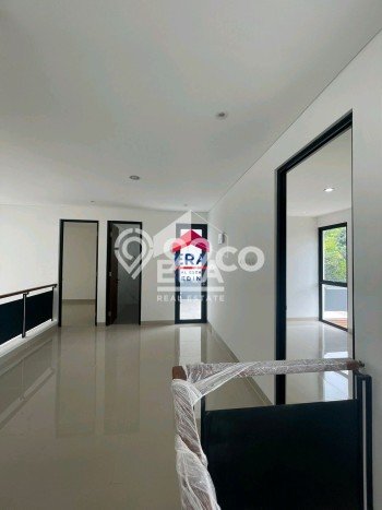 Dijual Rumah Mewah Elegan Dengan View Cantik di Sektor 9-Bintaro, Tangerang Selatan Dijual Rumah Mewah Elegan Dengan View Cantik di Sektor 9-Bintaro, Tangerang Selatan