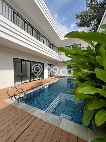 Ready to Use! Luxury House LT 440m2 Desain Elegan di Bintaro Ready to Use! Luxury House LT 440m2 Desain Elegan di Bintaro