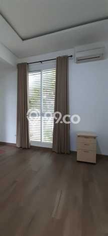 Rumah Elit Modern Tanpa Renovasi di Graha Raya Bintaro Tangerang Selatan Rumah Elit Modern Tanpa Renovasi di Graha Raya Bintaro Tangerang Selatan