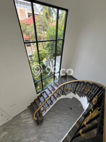 Ready to Use! Luxury House LT 440m2 Desain Elegan di Bintaro Ready to Use! Luxury House LT 440m2 Desain Elegan di Bintaro