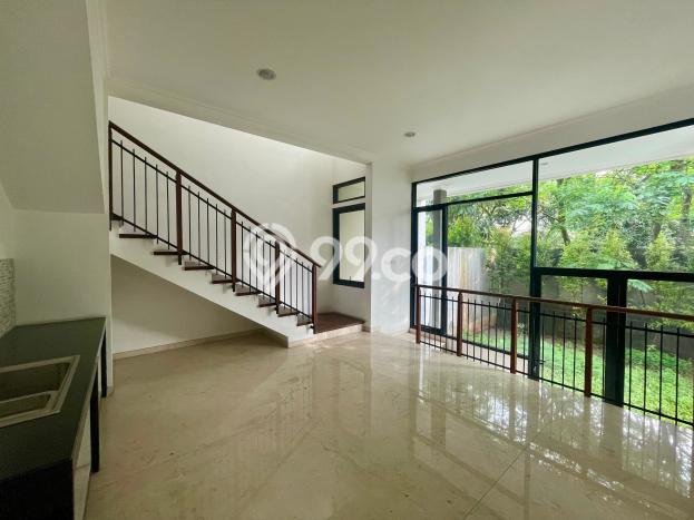 For Sale! Luxury House LT 202m2 Desain Elegan di Ragunan For Sale! Luxury House LT 202m2 Desain Elegan di Ragunan