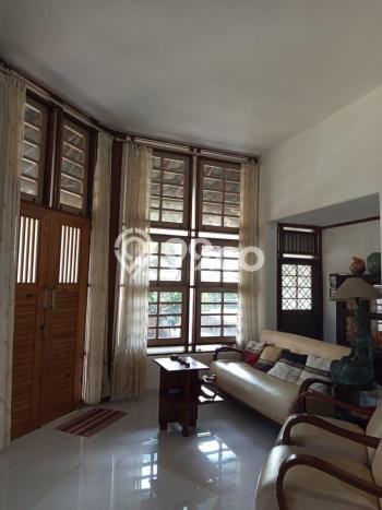 For Sale! Luxury House LT 220m2 Desain Modern di Sektor 2 - Bintaro For Sale! Luxury House LT 220m2 Desain Modern di Sektor 2 - Bintaro