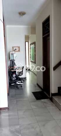 Rumah Mewah LB 400m2 Siap Pakai Desain Elegan di Jati Padang, Jakarta Selatan Rumah Mewah LB 400m2 Siap Pakai Desain Elegan di Jati Padang, Jakarta Selatan