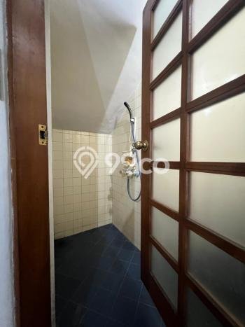 For Sale! Luxury House LT 220m2 Desain Modern di Sektor 2 - Bintaro For Sale! Luxury House LT 220m2 Desain Modern di Sektor 2 - Bintaro