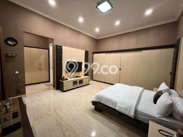 For Sale Rumah Mewah Exclusive di Kelapa Gading, Jakarta Utara For Sale Rumah Mewah Exclusive di Kelapa Gading, Jakarta Utara