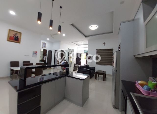 Dijual Rumah Eksklusif 2 KT di Harapan Indah, Bekasi Dijual Rumah Eksklusif 2 KT di Harapan Indah, Bekasi