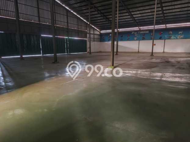 Gudang disewakan di Cikarang Utara Bekasi dengan luas bangunan 1500m2 Gudang disewakan di Cikarang Utara Bekasi dengan luas bangunan 1500m2