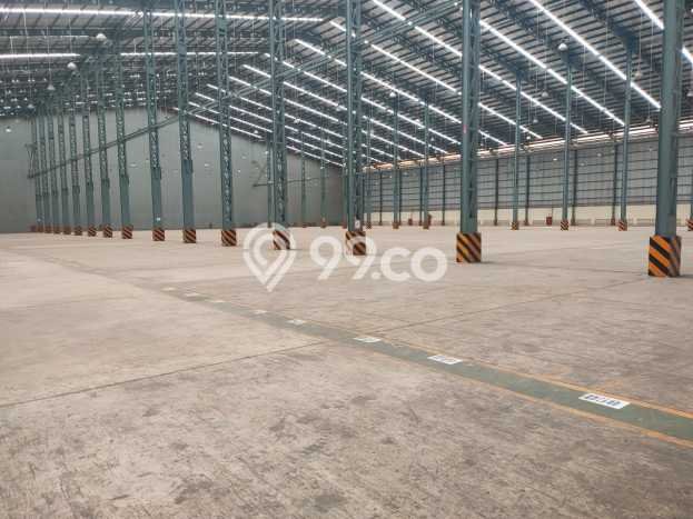 For Rent Gudang Premium di Cakung, Luas 10560m2m², Area Utama For Rent Gudang Premium di Cakung, Luas 10560m2m², Area Utama