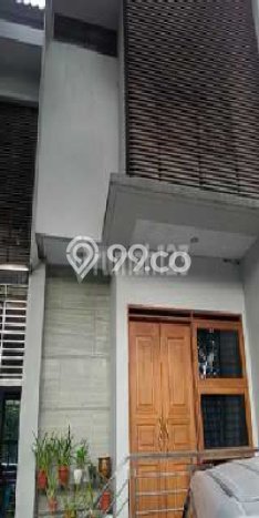Rumah Disewakan Bandung LT 188m2 LB 275m2 Area Sayap Dago Rumah Disewakan Bandung LT 188m2 LB 275m2 Area Sayap Dago