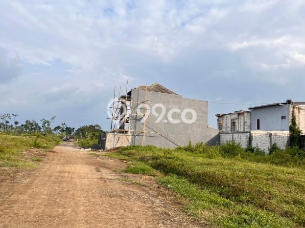 Tanah Dijual di Malang Seluas 72m2 Strategis Tanah Dijual di Malang Seluas 72m2 Strategis