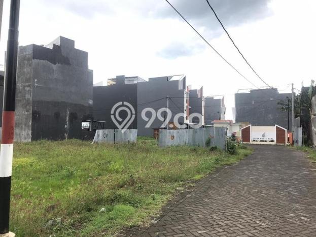 Kavling Tanah Dijual di Karangploso, Malang, Luas 136m2 Area Strategis Kavling Tanah Dijual di Karangploso, Malang, Luas 136m2 Area Strategis