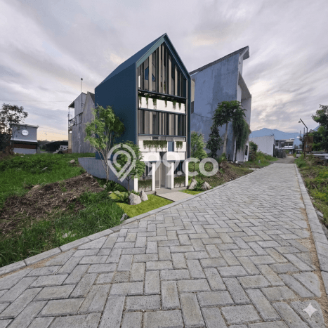 For Sale Rumah 10 Kamar Lokasi Strategis Nyaman dan Strategis di Dau For Sale Rumah 10 Kamar Lokasi Strategis Nyaman dan Strategis di Dau