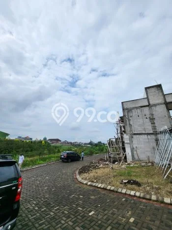 Rumah Minimalis 3 KT LT 70m2 di Batu Rumah Minimalis 3 KT LT 70m2 di Batu