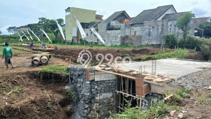 Hunian Cantik Modern Lb 133m2 di Lowokwaru, Malang Hunian Cantik Modern Lb 133m2 di Lowokwaru, Malang