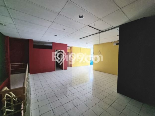 Jual Ruko Premium Kawasan , Luas 100m2m², Mainroad, Kawasan Komersial Jual Ruko Premium Kawasan , Luas 100m2m², Mainroad, Kawasan Komersial