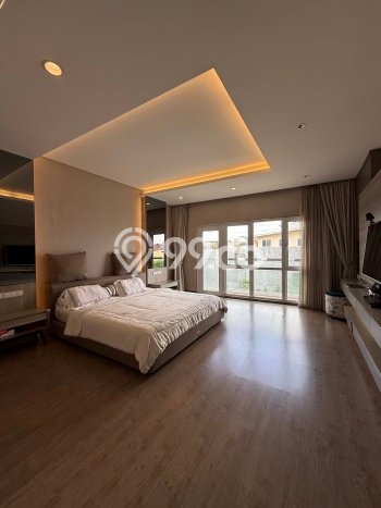 Rumah Elit Modern Siap Huni di Pantai Indah Kapuk Jakarta Utara Rumah Elit Modern Siap Huni di Pantai Indah Kapuk Jakarta Utara