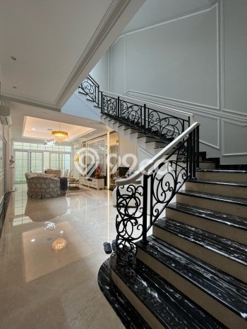 Jual Rumah Luas Megah Dengan View Eksklusif di Pantai Indah Kapuk, Jakarta Utara Jual Rumah Luas Megah Dengan View Eksklusif di Pantai Indah Kapuk, Jakarta Utara
