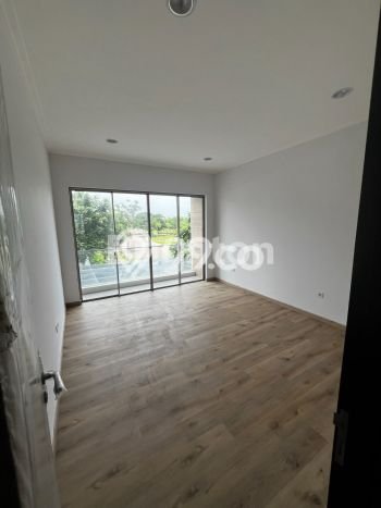Rumah Luxury Modern Tanpa Renovasi di Pantai Indah Kapuk Jakarta Utara Rumah Luxury Modern Tanpa Renovasi di Pantai Indah Kapuk Jakarta Utara