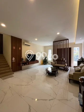Rumah Elit LB 290m2 Siap Pakai Desain Elegan di Pantai Indah Kapuk, Jakarta Utara Rumah Elit LB 290m2 Siap Pakai Desain Elegan di Pantai Indah Kapuk, Jakarta Utara