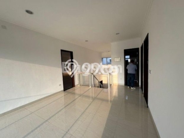 Dijual Rumah Mewah Elegan Dengan View Cantik di Pantai Indah Kapuk, Jakarta Utara Dijual Rumah Mewah Elegan Dengan View Cantik di Pantai Indah Kapuk, Jakarta Utara