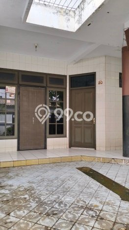 Dijual Rumah 5 Kamar Lokasi Ideal Bagus dan Strategis di Kembangan Dijual Rumah 5 Kamar Lokasi Ideal Bagus dan Strategis di Kembangan