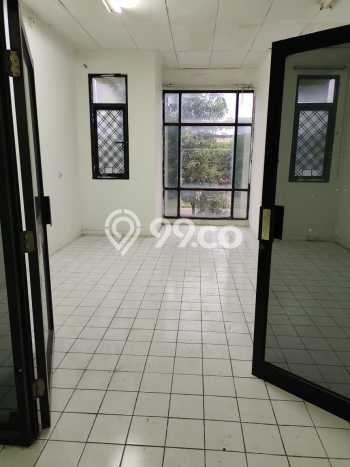 Ruko Area Strategis di Gading Serpong, Luas 180m2m², For Rent Ruko Area Strategis di Gading Serpong, Luas 180m2m², For Rent