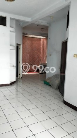 Dijual Rumah 5 Kamar Lokasi Ideal Bagus dan Strategis di Kembangan Dijual Rumah 5 Kamar Lokasi Ideal Bagus dan Strategis di Kembangan