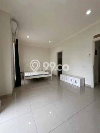 Disewakan Rumah Murah di Gading Serpong Tangerang Punya 4 Kamar Tidur Disewakan Rumah Murah di Gading Serpong Tangerang Punya 4 Kamar Tidur