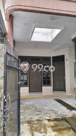 Dijual Rumah 5 Kamar Lokasi Ideal Bagus dan Strategis di Kembangan Dijual Rumah 5 Kamar Lokasi Ideal Bagus dan Strategis di Kembangan