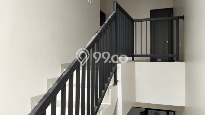 Rumah Luas Asri 4 KT Siap Huni di Gading Serpong Tangerang Rumah Luas Asri 4 KT Siap Huni di Gading Serpong Tangerang