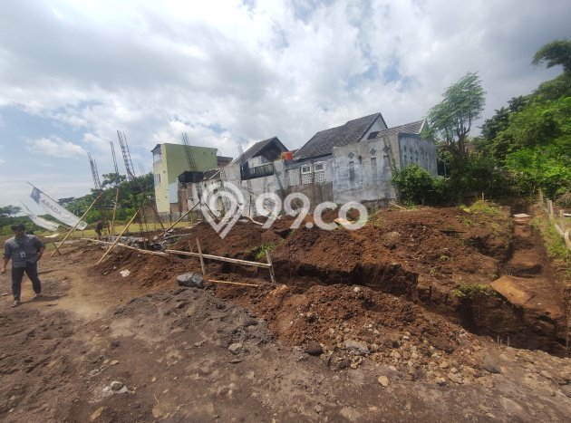 Untuk Dijual Kost 10 Kamar di Malang untuk Aset Anda Untuk Dijual Kost 10 Kamar di Malang untuk Aset Anda