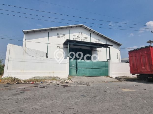 Gudang Ready Kawasan Benowo, Luas 1372m2m², Area Komersial Gudang Ready Kawasan Benowo, Luas 1372m2m², Area Komersial