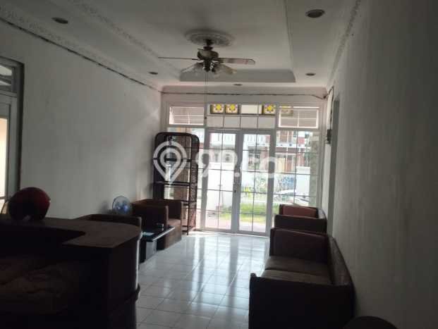 Rumah Strategis Minimalis Lb 330m2 di Lippo Cikarang, Cikarang Rumah Strategis Minimalis Lb 330m2 di Lippo Cikarang, Cikarang