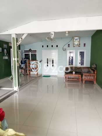 Rumah Modern Minimalis 4 Kamar Bisa Langsung Pindah di Cakung Rumah Modern Minimalis 4 Kamar Bisa Langsung Pindah di Cakung