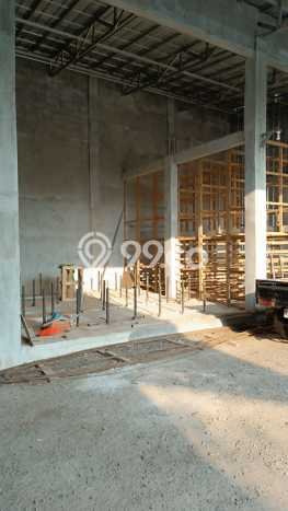 Gudang di Setu, Luas 300m², Area Komersial, Strategis Gudang di Setu, Luas 300m², Area Komersial, Strategis