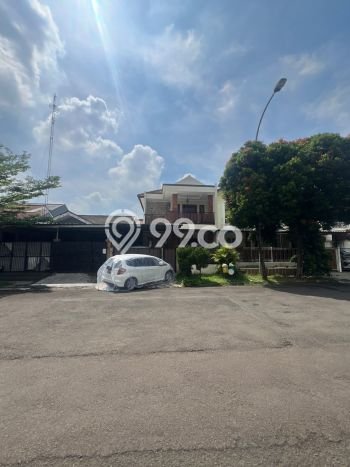 Jual Rumah Mewah Megah Dengan View Eksklusif di BSD, Tangerang Jual Rumah Mewah Megah Dengan View Eksklusif di BSD, Tangerang