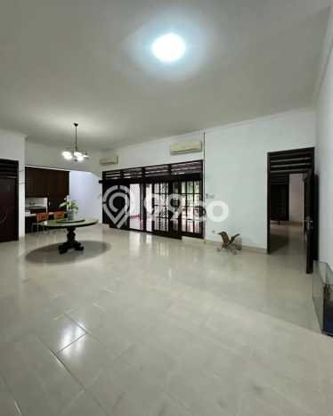 Dijual Hunian Mewah dengan Fasilitas Sekitar Komplit di Kebayoran Baru, Jakarta Selatan Dijual Hunian Mewah dengan Fasilitas Sekitar Komplit di Kebayoran Baru, Jakarta Selatan